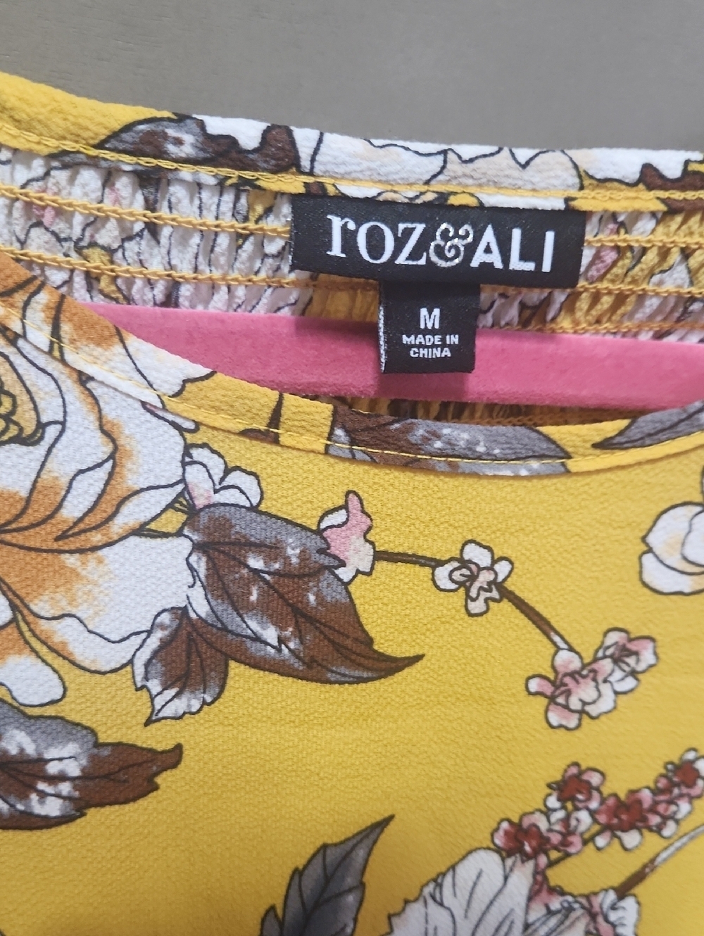 Dressbarn Roz & Ali Cold Shoulder Floral Top - Picture 6 of 7